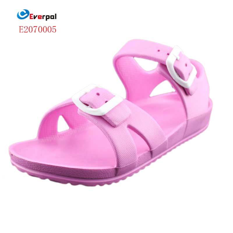 Kokios yra „Pink Eva“ sandalų savybės vaikams?